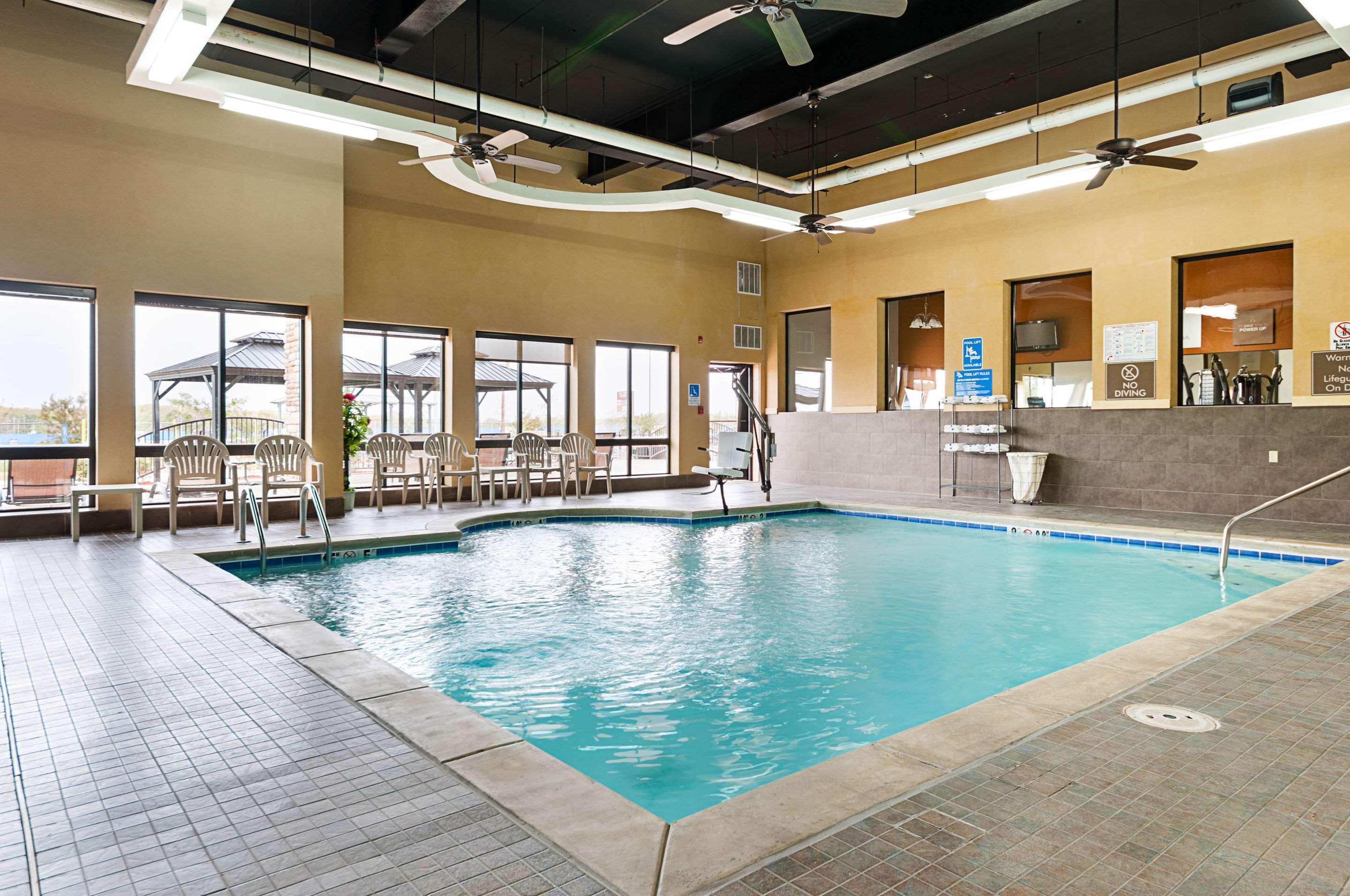 Comfort Suites Batesville Kültér fotó